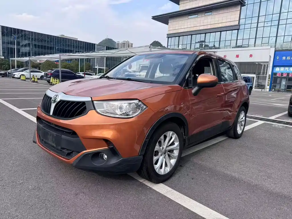 Brilliance V3 1.5L Manual Comfort Type, фото 3