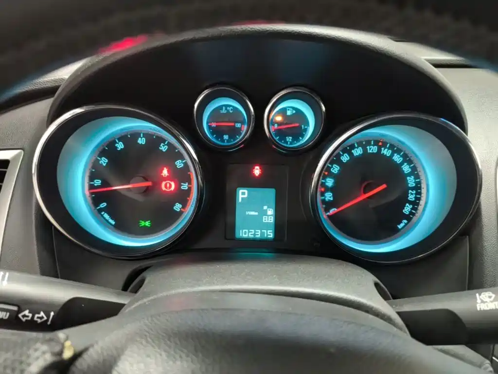 Buick Excelle — миниатюра 12
