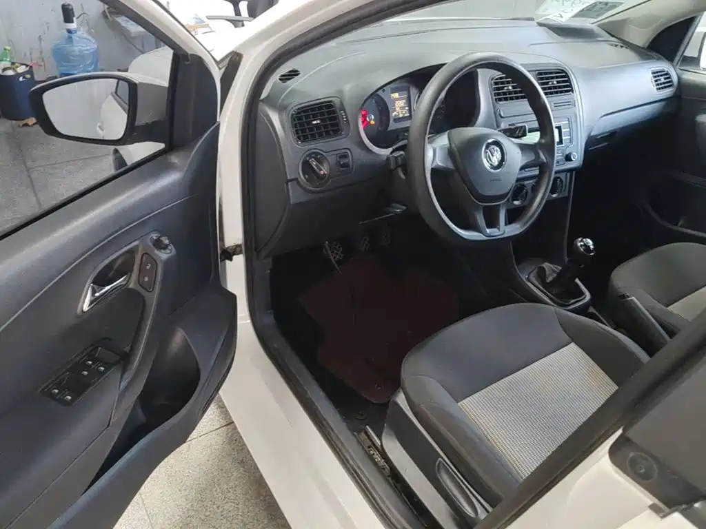 Volkswagen Polo — миниатюра 16