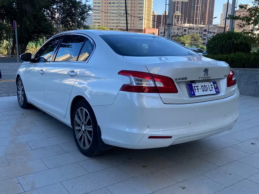 Peugeot 408 — миниатюра 4