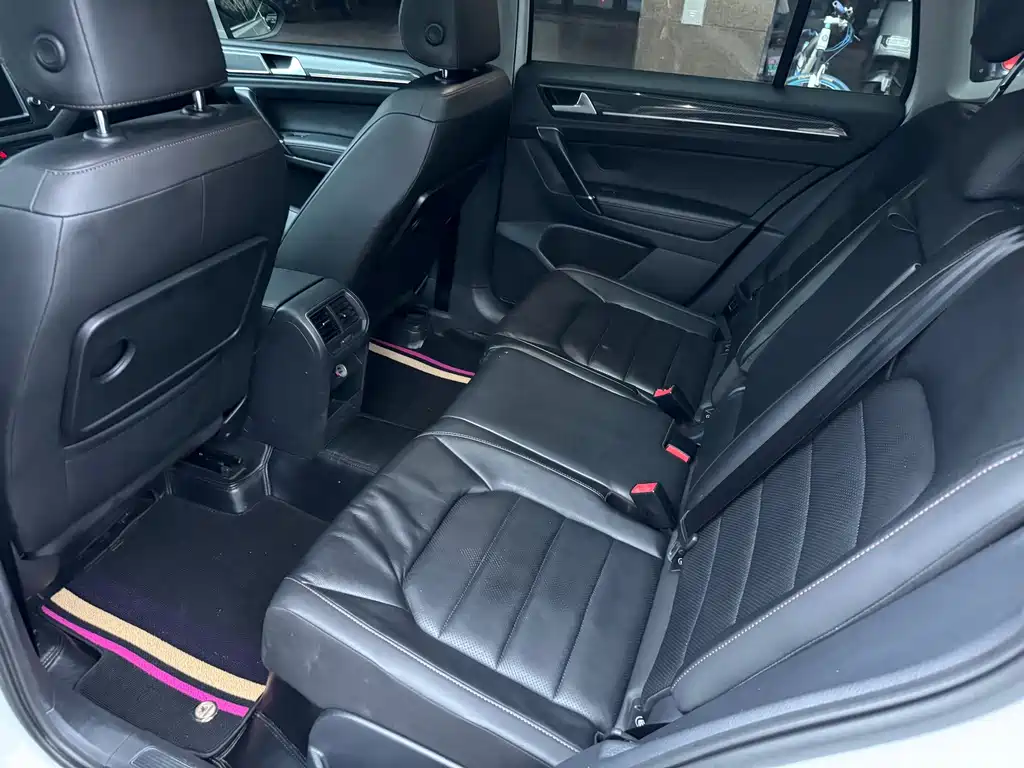 Volkswagen Golf Sportsvan — миниатюра 9
