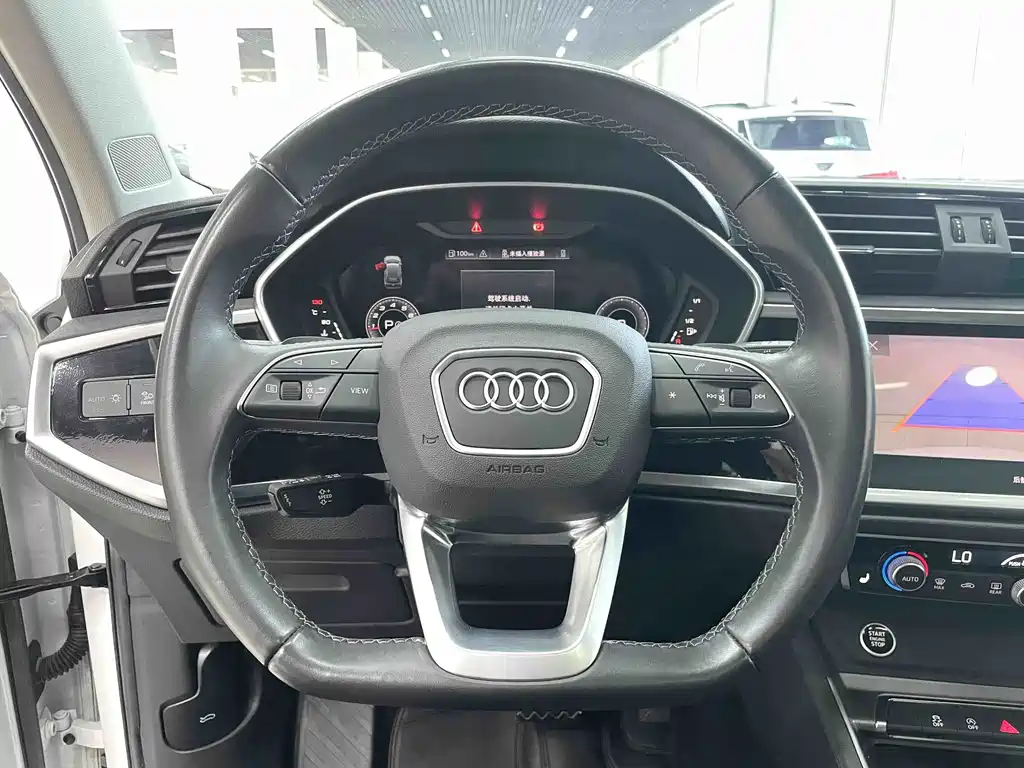 Audi Q3 2022 35 TFSI Fashion