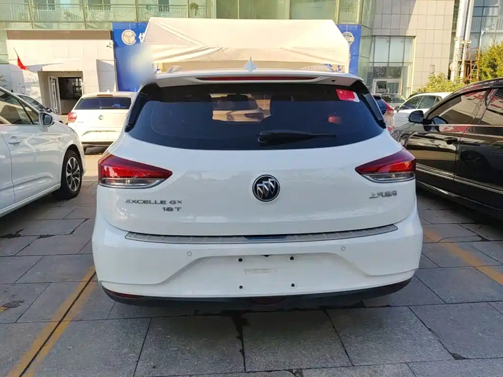 Buick Excelle — миниатюра 6