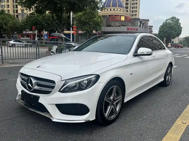 Mercedes-Benz C-Class 2018 C 200 L — фото 1