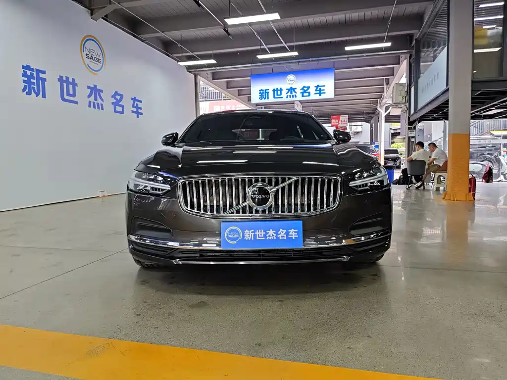 Volvo S90 — миниатюра 2