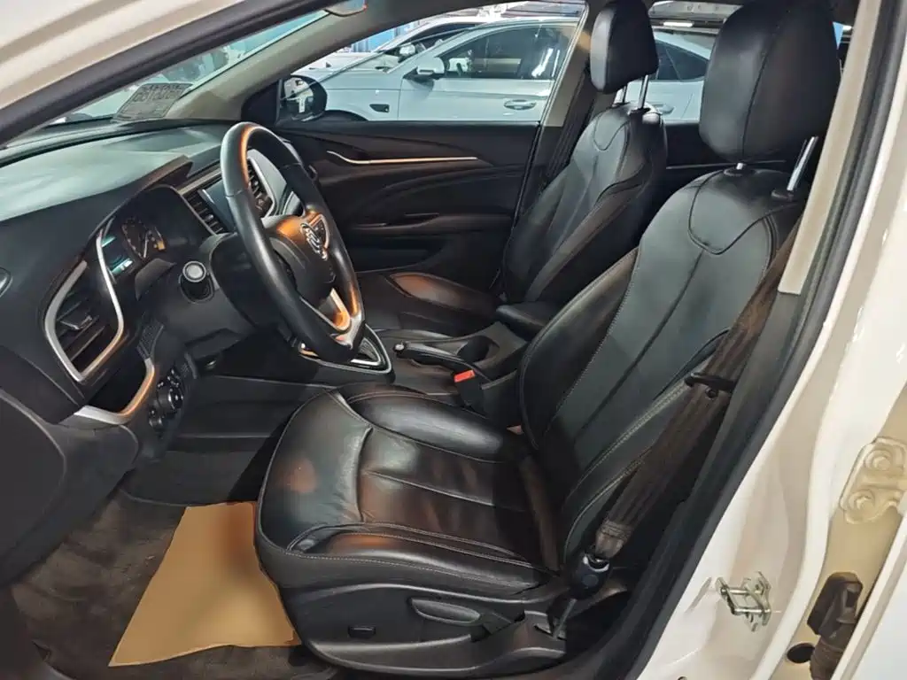 Buick Excelle — миниатюра 15