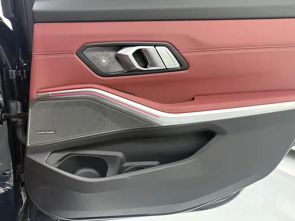 BMW 3 Series — миниатюра 19