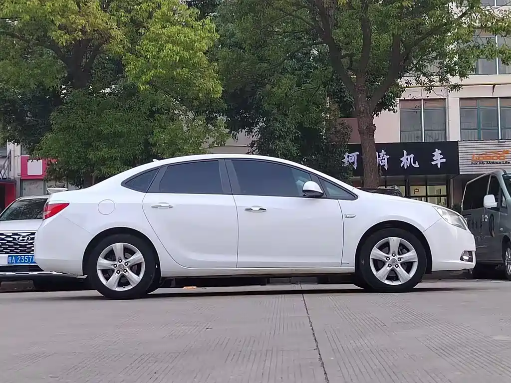 Buick Excelle 2013 GT 1.6T AT Fashion Sport