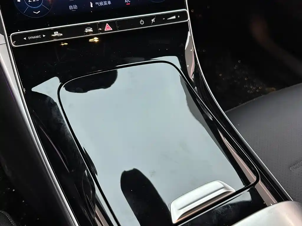 Mercedes-Benz C-Class — миниатюра 16