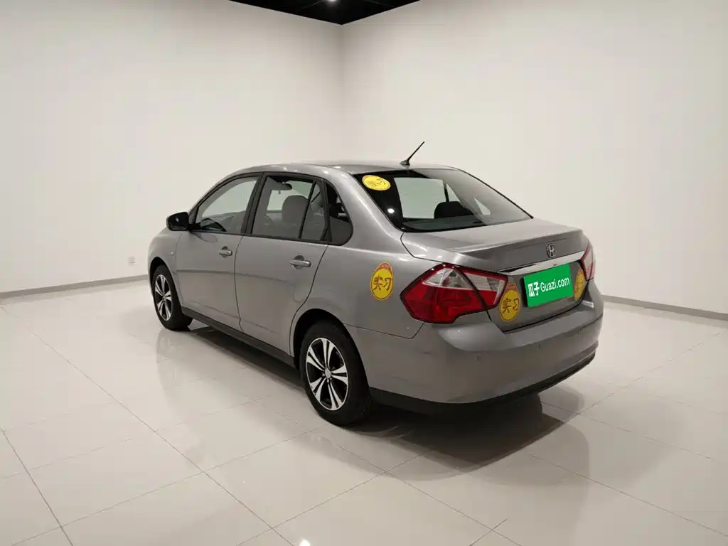 Venucia D50 — миниатюра 4