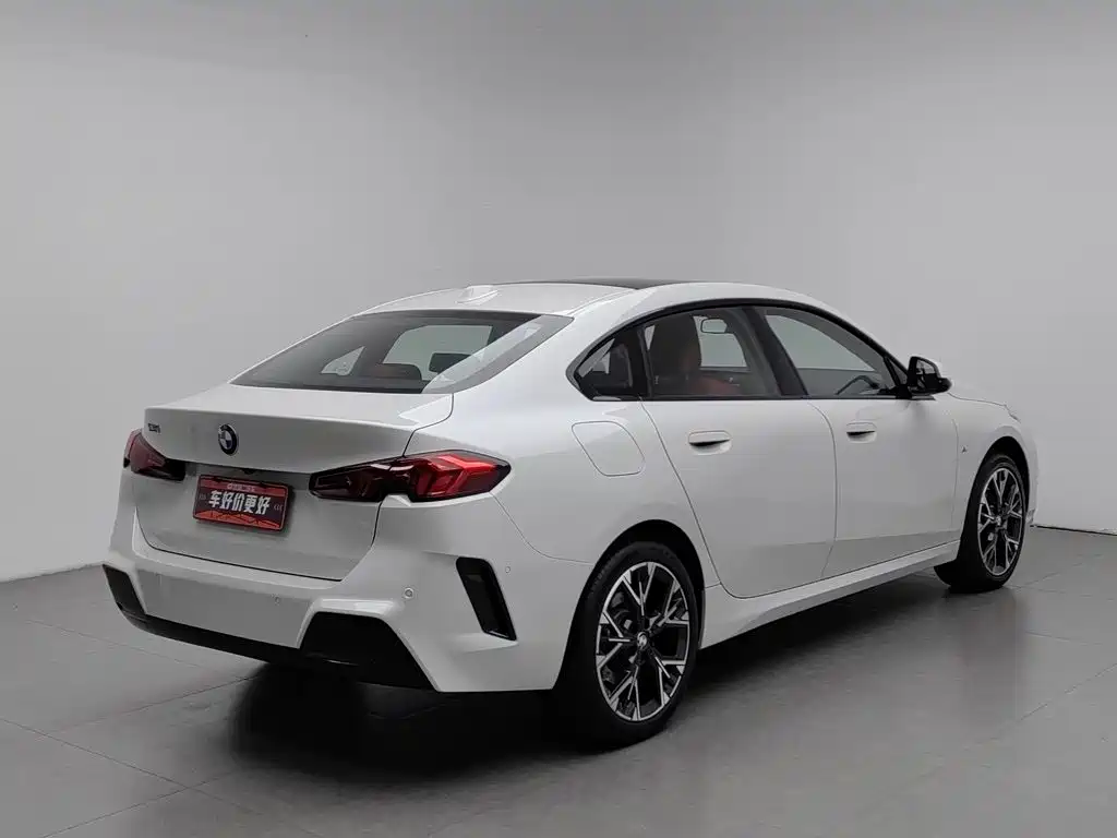BMW 2 Series — миниатюра 2