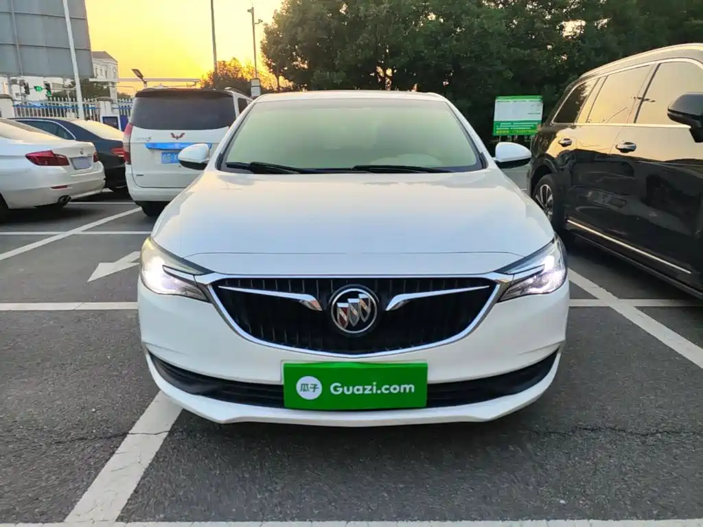 Buick Excelle — миниатюра 3