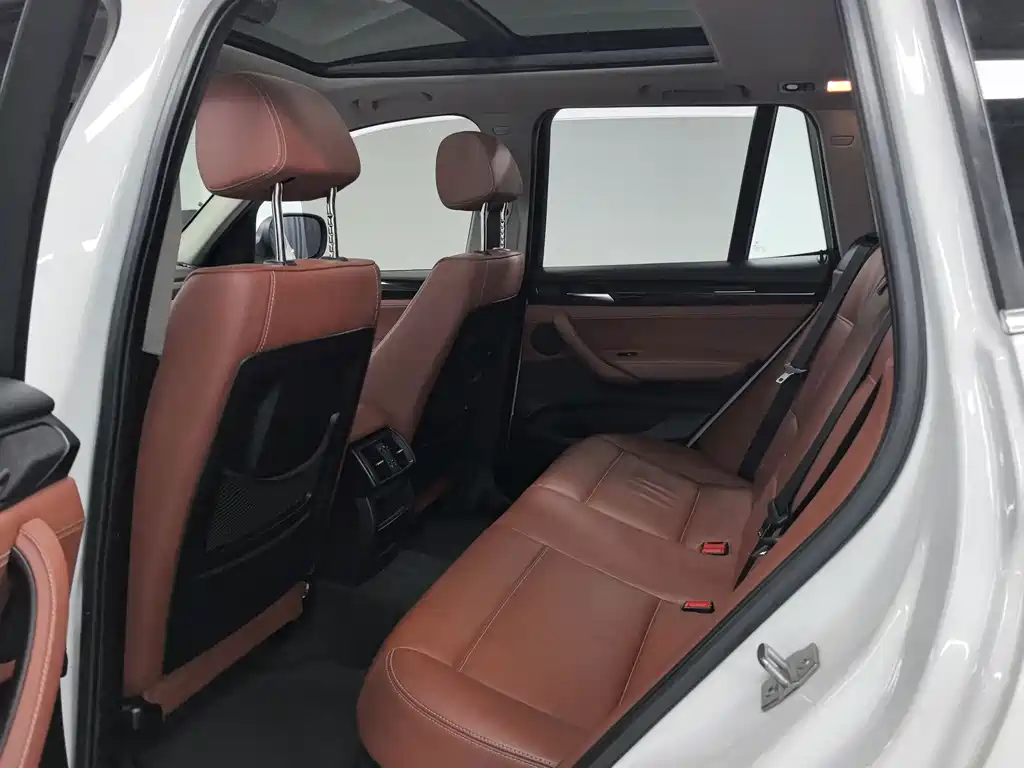BMW X3 (Import) — миниатюра 6