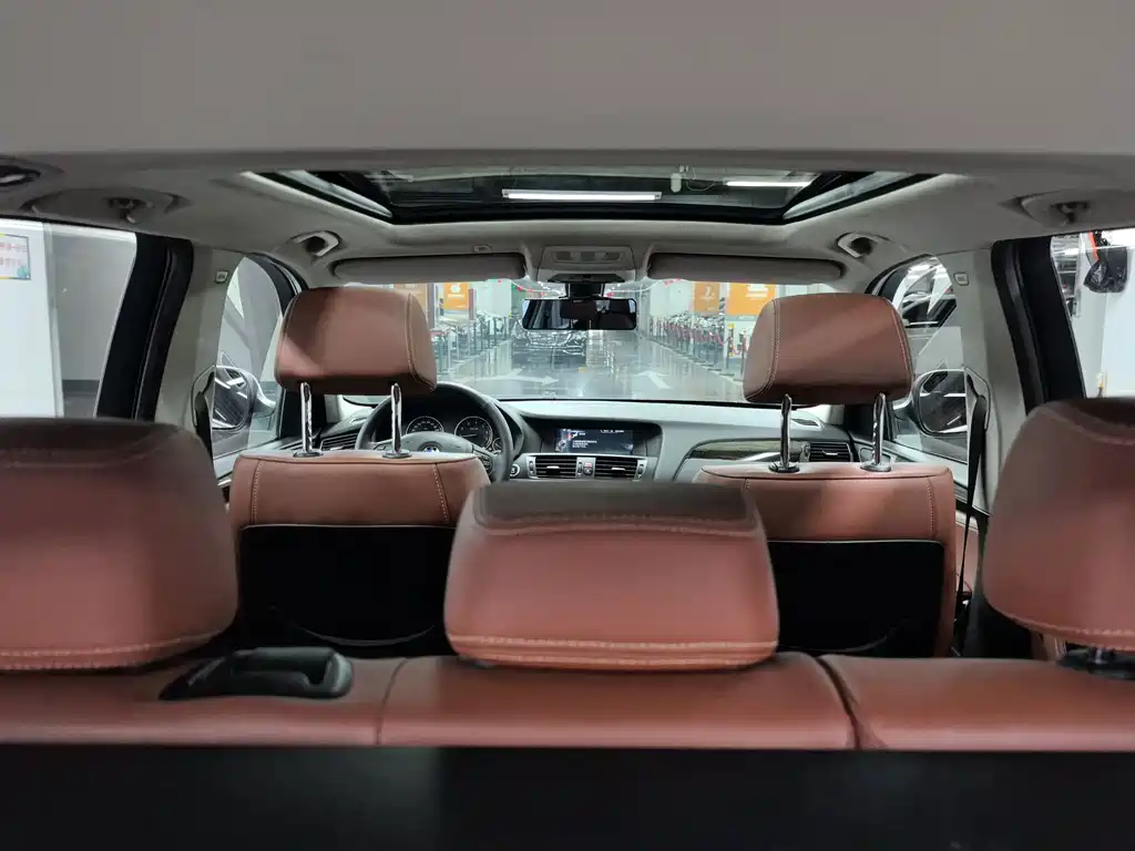 BMW X3 (Import) — миниатюра 12