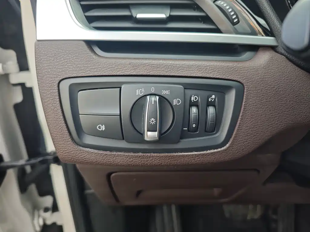 BMW X1 — миниатюра 14