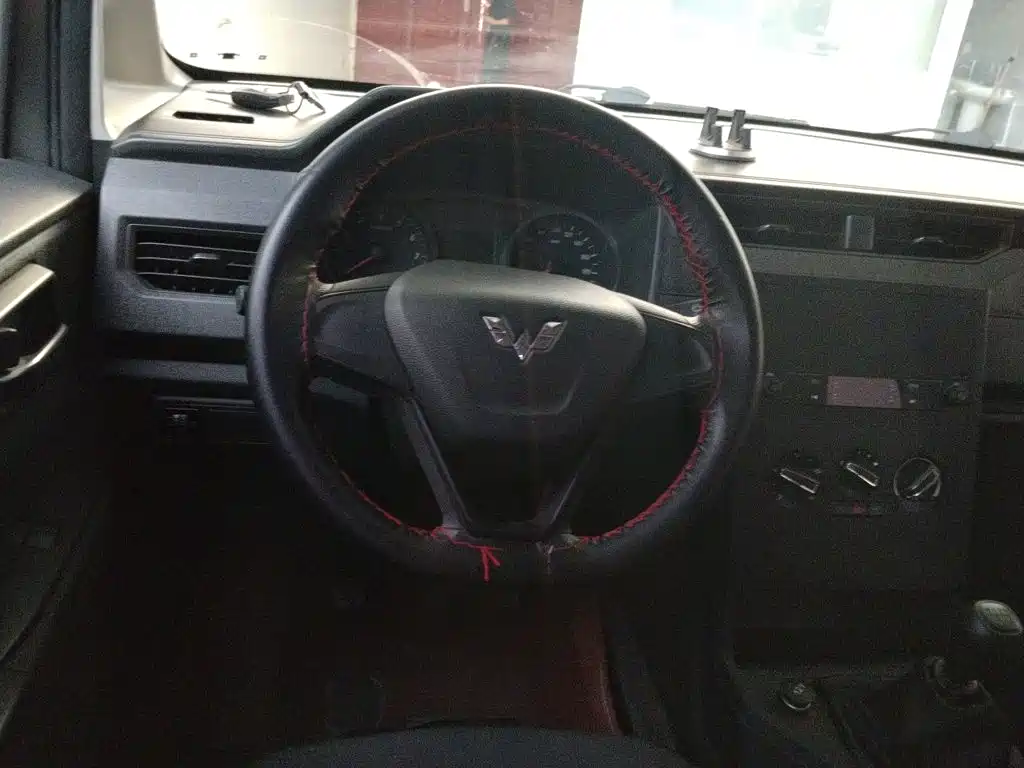 Wuling Hongguang PLUS — миниатюра 6