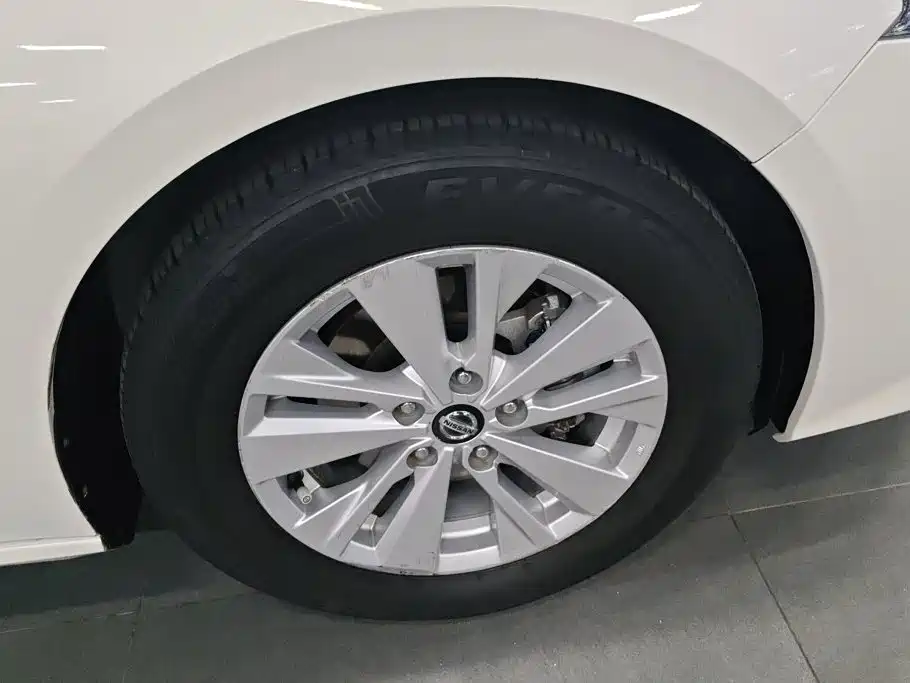 Nissan Teana — миниатюра 6
