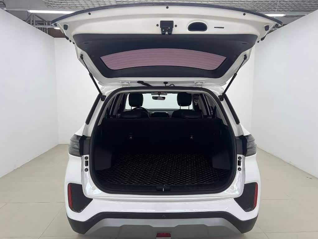 Hyundai Beijing Hyundai ix35 1.4 л 2022 г. Белый, пробег 23000 км