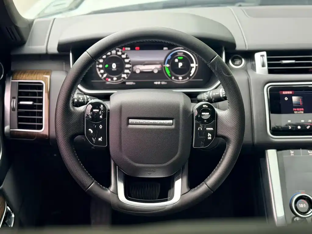 Land Rover Sport PHEV — миниатюра 3