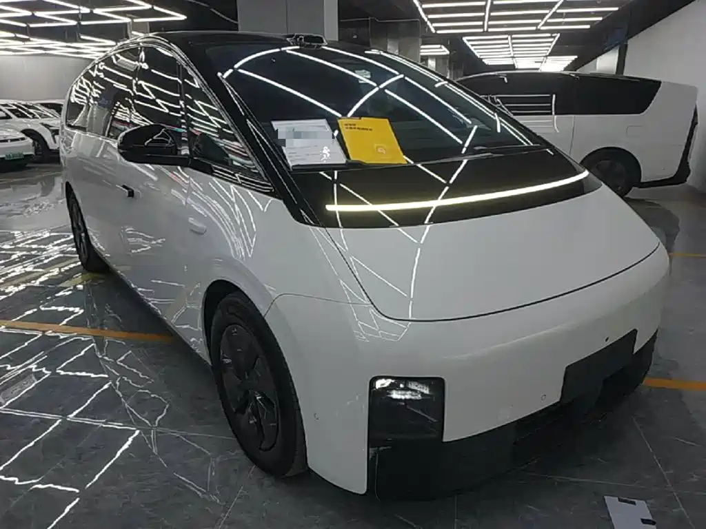 Li Auto Li MEGA — миниатюра 4