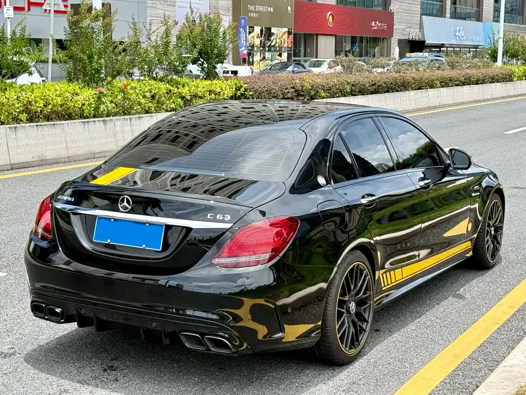 Mercedes-Benz C-Class AMG — миниатюра 15