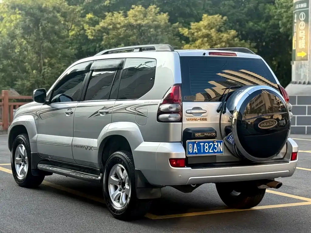 Toyota Prado — миниатюра 4
