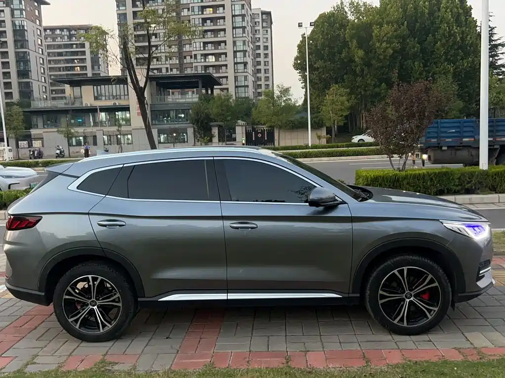 BYD PLUS — миниатюра 9