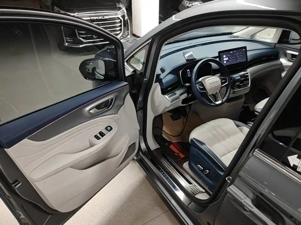 Roewe iMAX8 — фотографии объявления, Фото 16