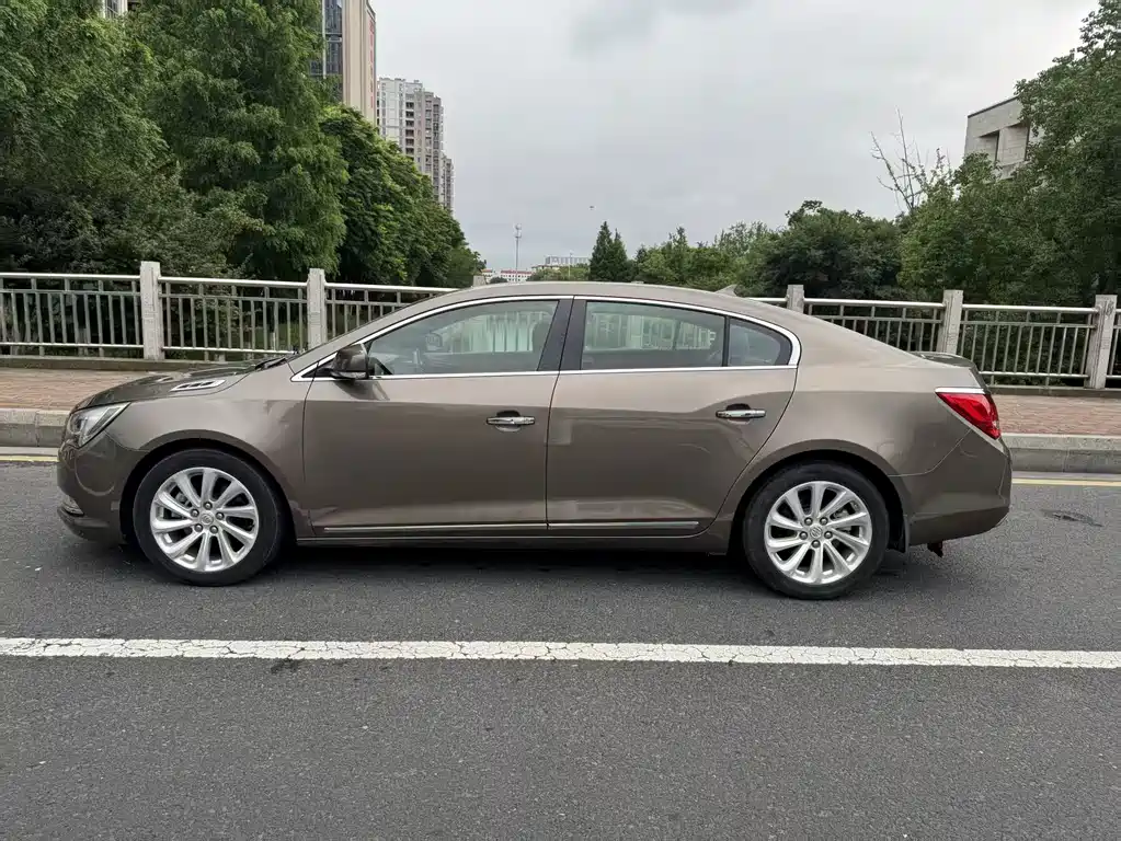 Buick LaCrosse 2014 2.0T SIDI Smart Flagship