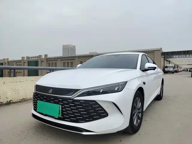 2025 BYD Qin
