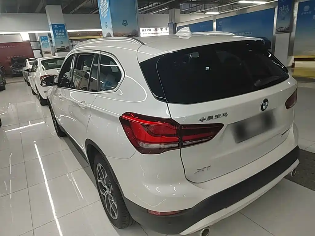 BMW X1 — миниатюра 5