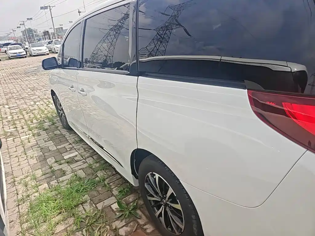 GAC M8 2023 390T Premium