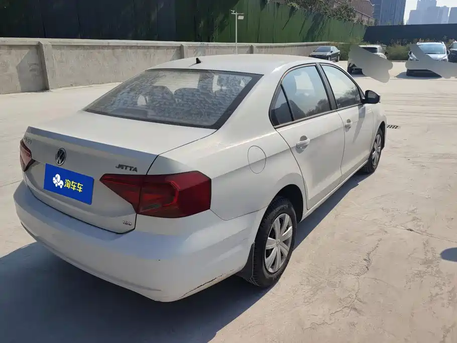 Volkswagen Jetta — миниатюра 3