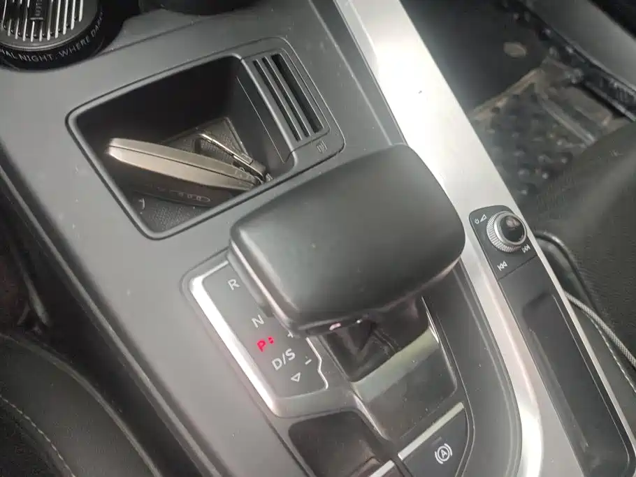 Audi A4L — миниатюра 16