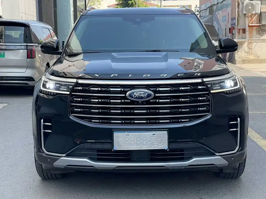 Ford Explorer 2024