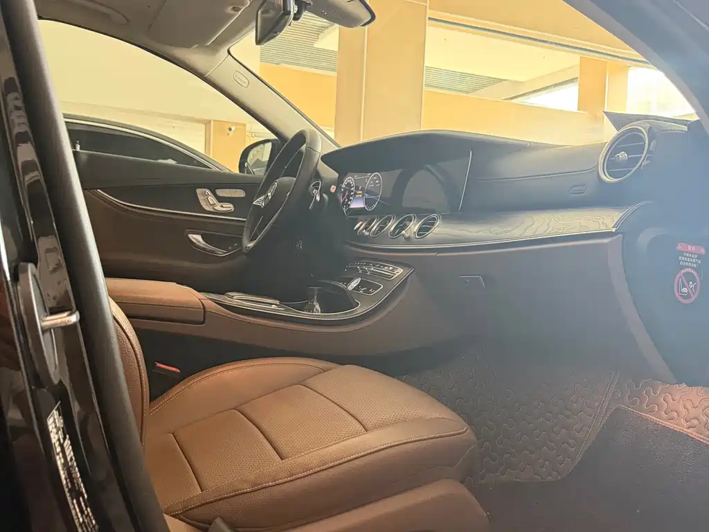 Mercedes-Benz E-Class E 2019 E 300 L Sport Fashion