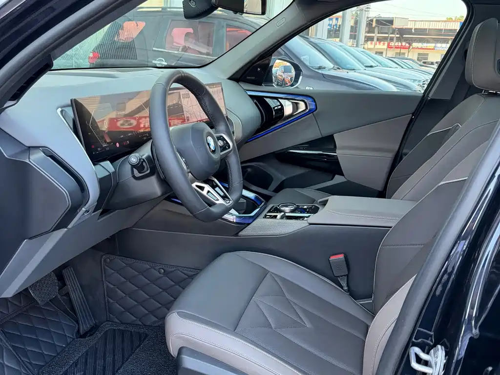 BMW X3 — миниатюра 12