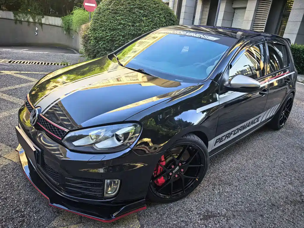 Volkswagen Golf GTI — миниатюра 2