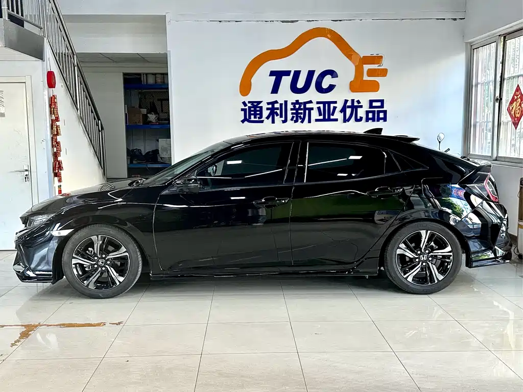 Honda Civic 2021 HATCHBACK 220TURBO MT