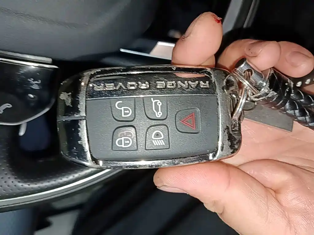 Land Rover Velar — миниатюра 9