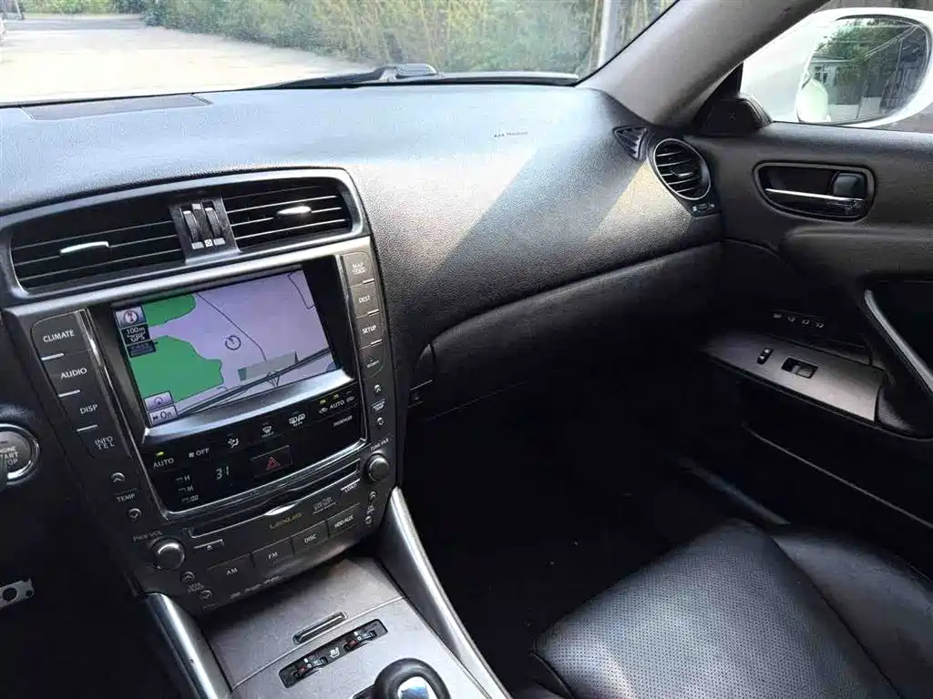 Lexus IS 2009 300C