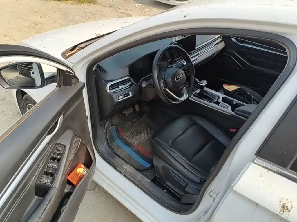 Geely Emgrand — миниатюра 16