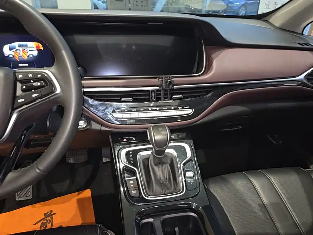 GAC Motor Trumpchi M6 — миниатюра 13