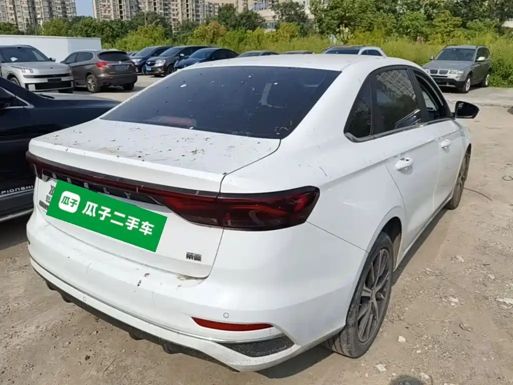 Geely Emgrand — миниатюра 7