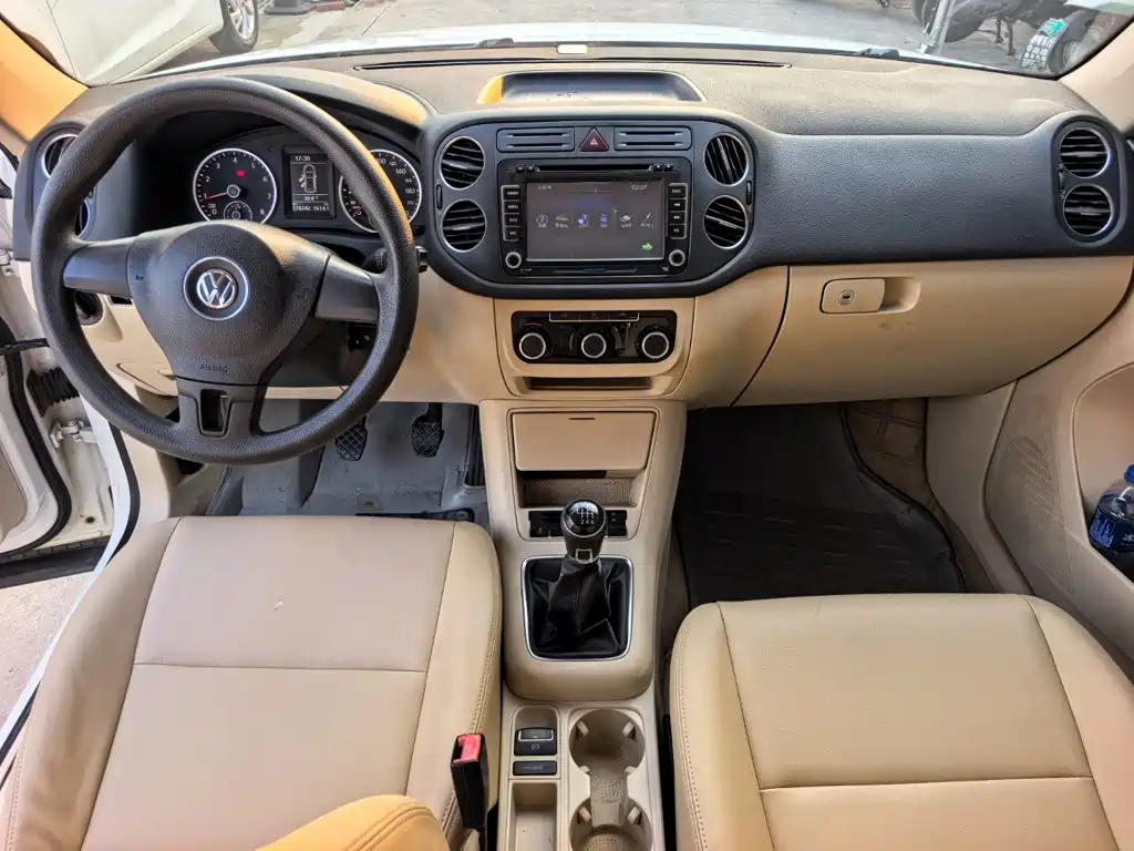 Volkswagen Tiguan — миниатюра 12