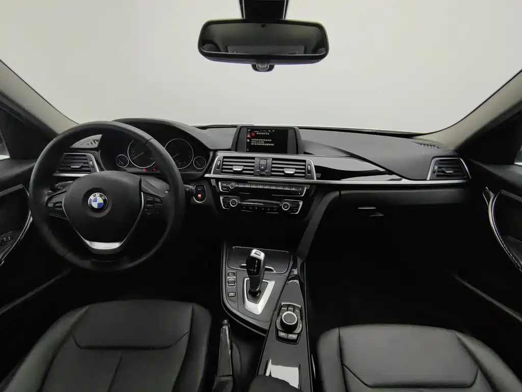 BMW 3 Series — миниатюра 5