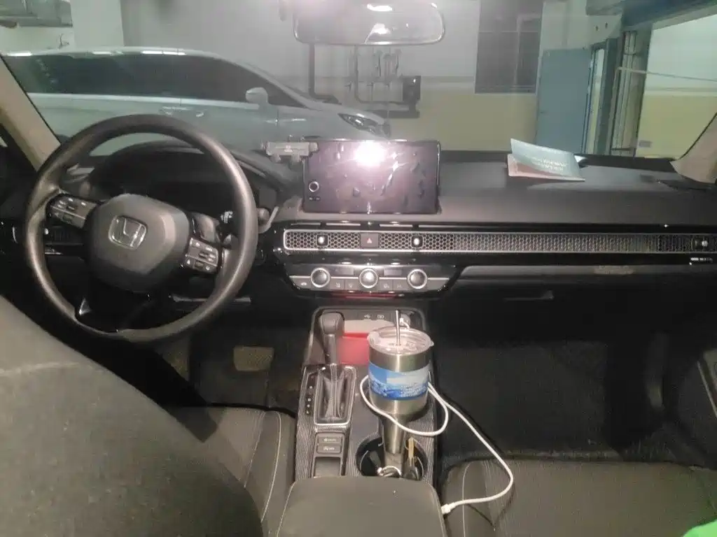 Honda Civic — миниатюра 5