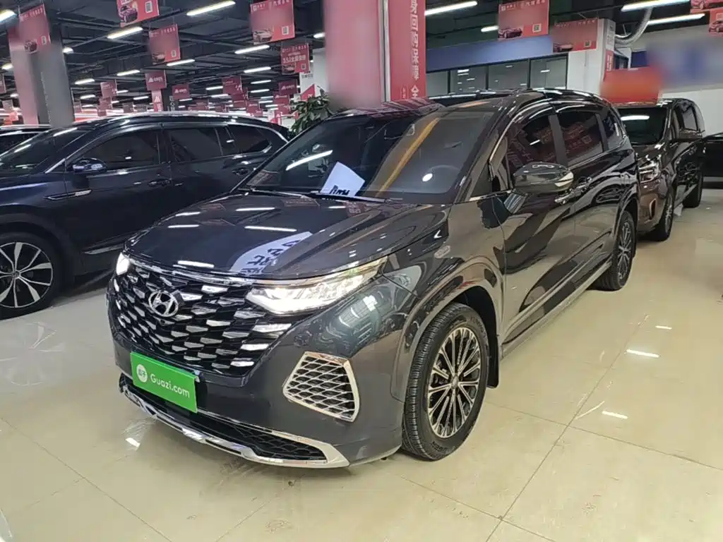Hyundai Custo 2024 270TGDi LUX Luxury