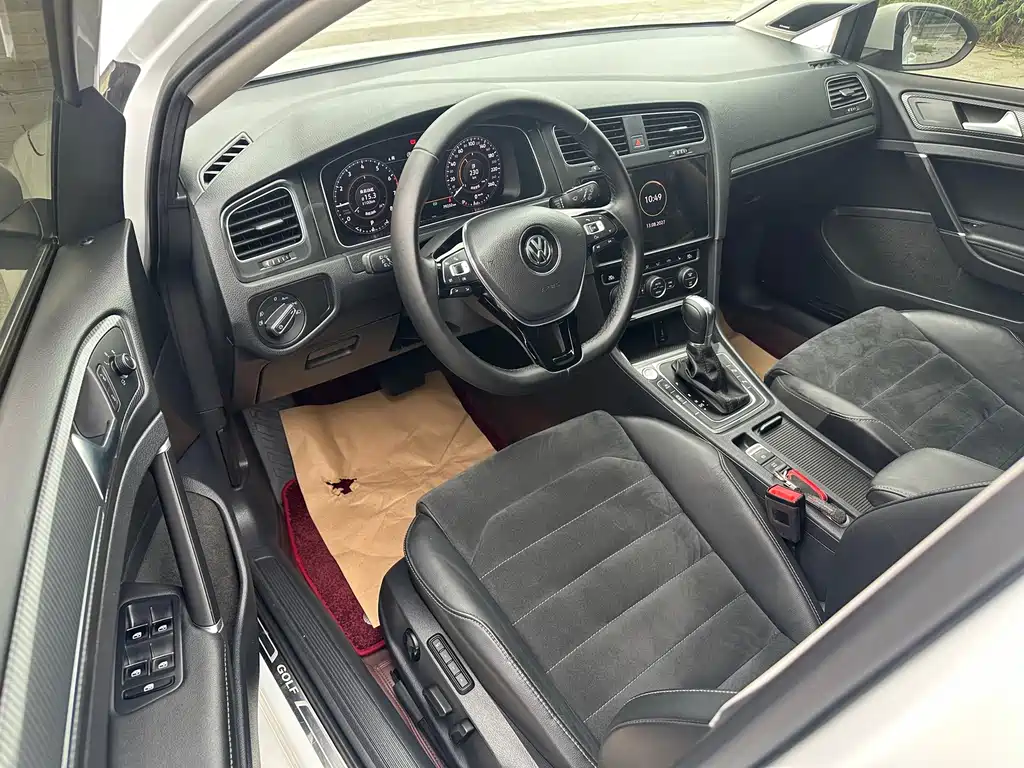 Volkswagen Golf — миниатюра 8