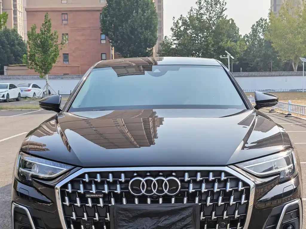 Audi A8 — миниатюра 4